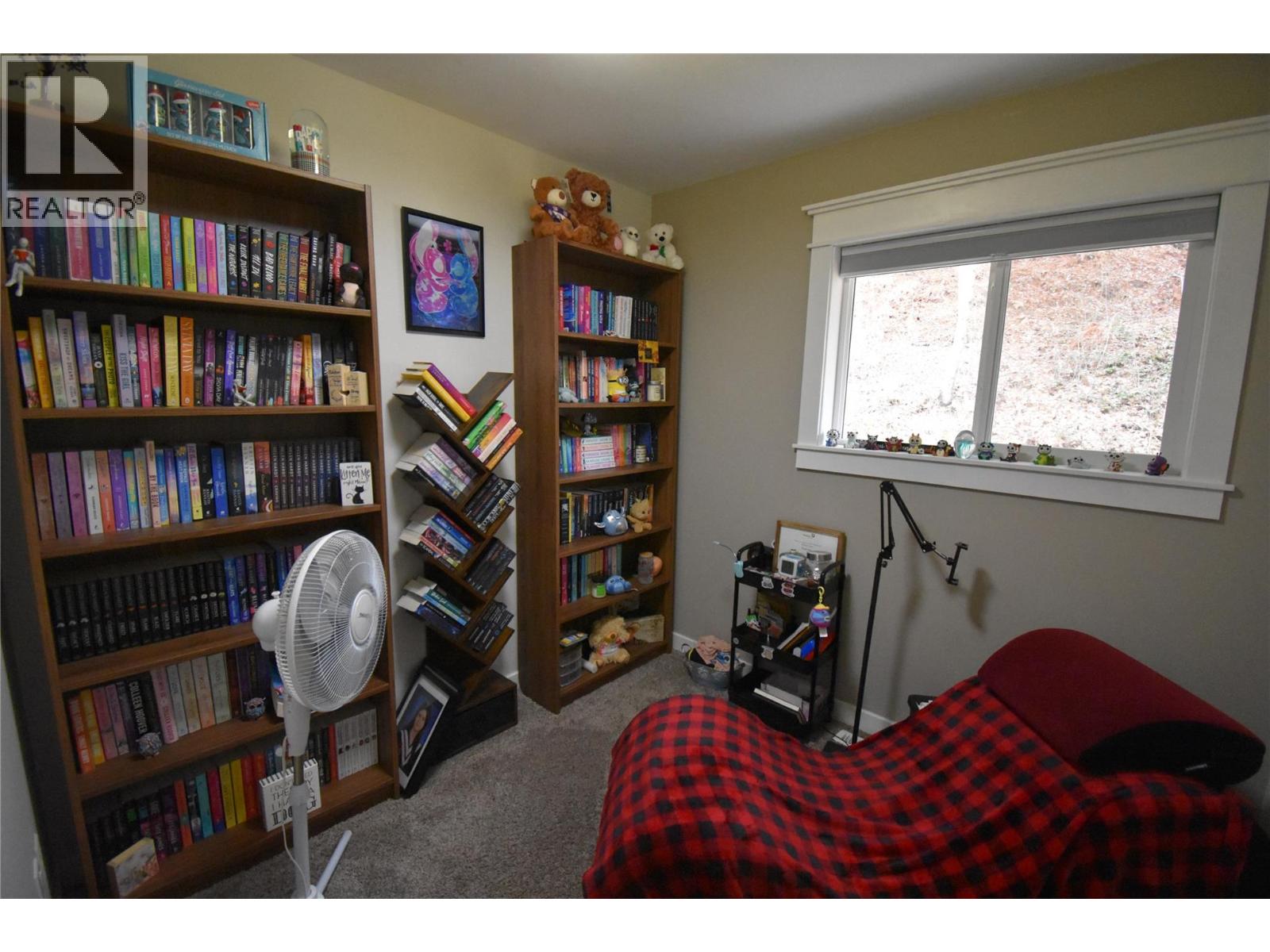 2201 McBride Street, Trail