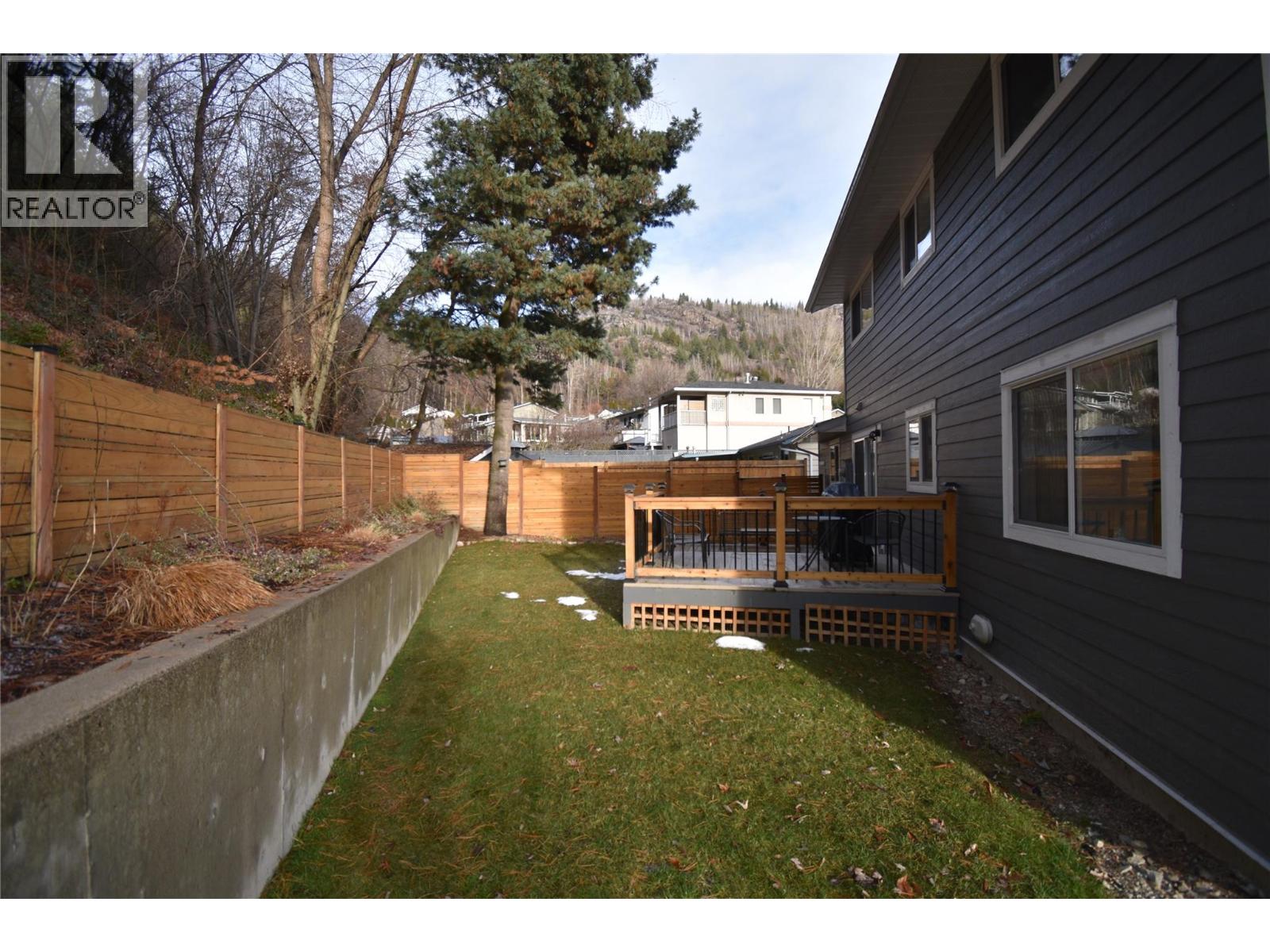 2201 McBride Street, Trail