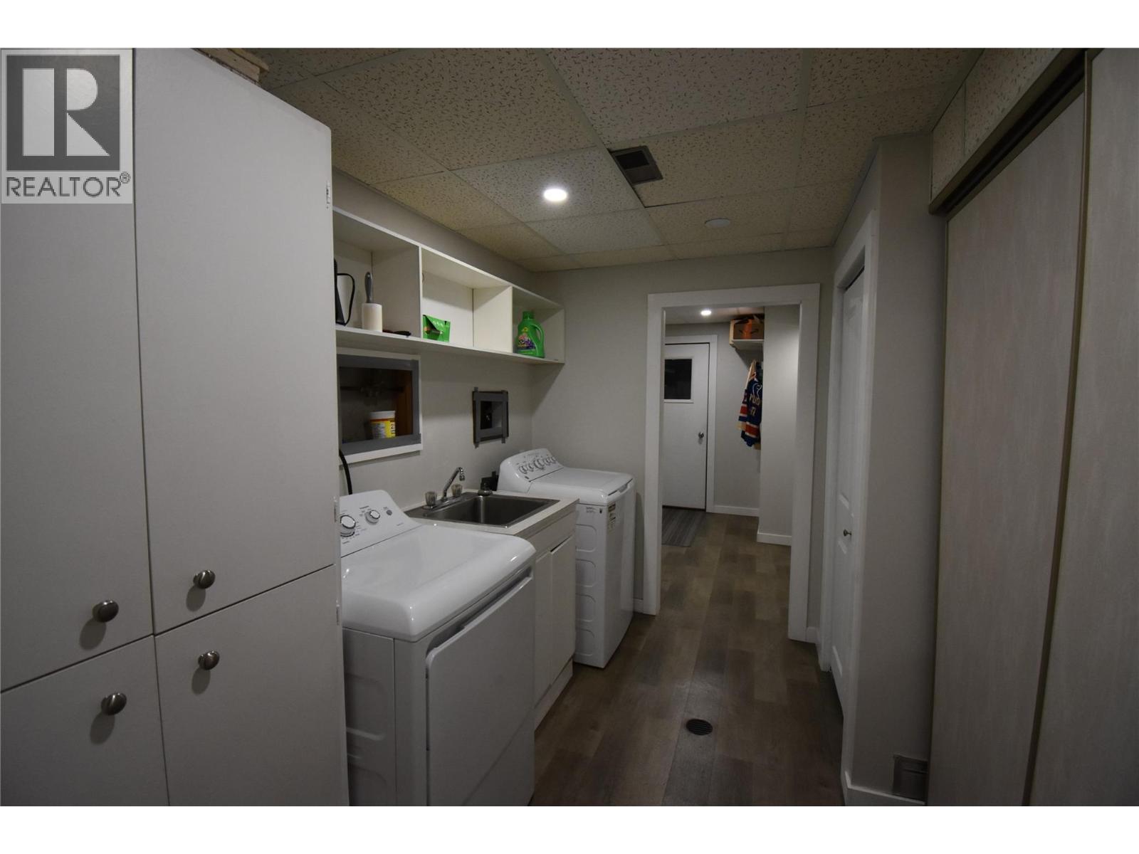 2201 McBride Street, Trail