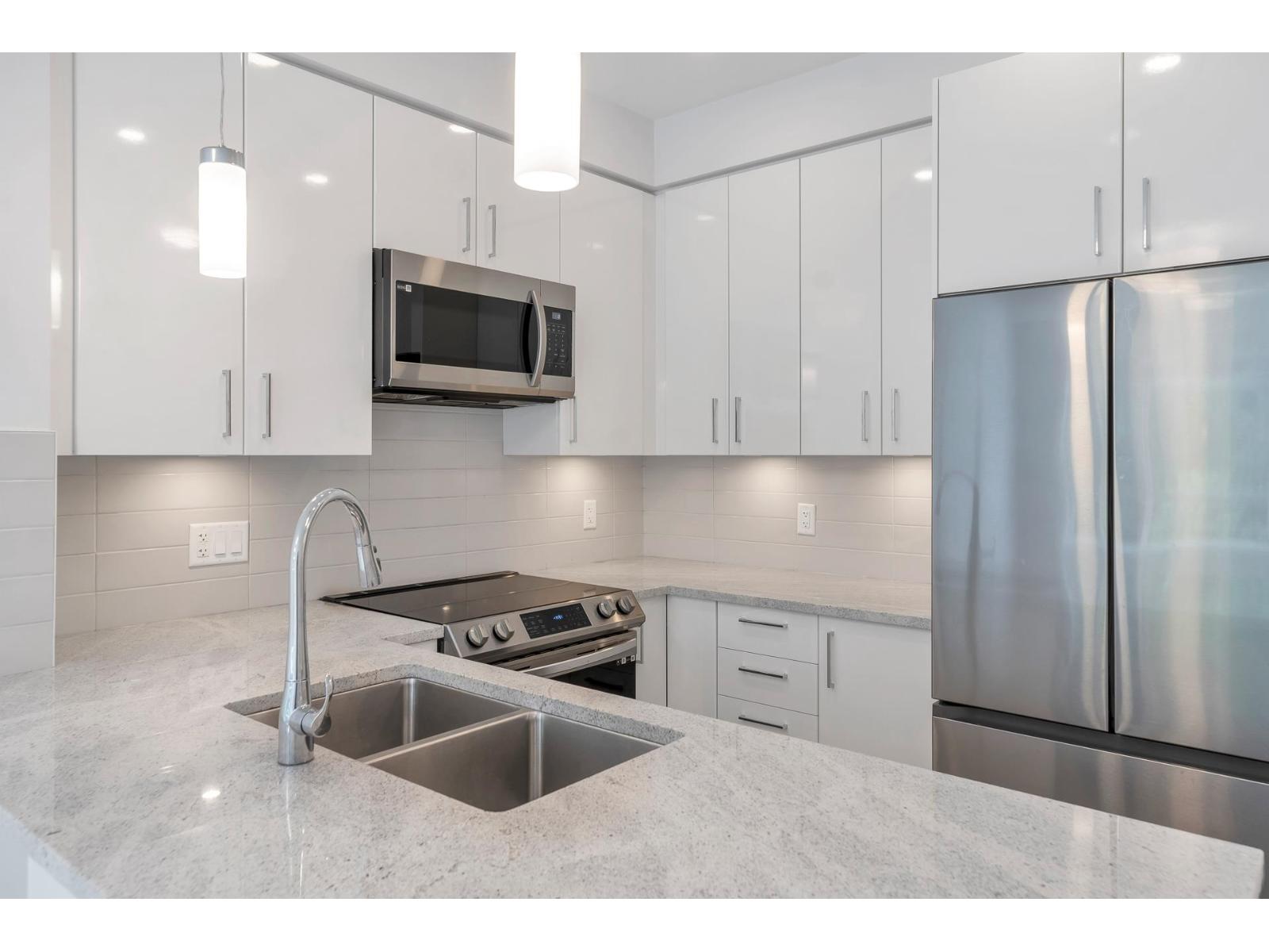 319 32690 14 AVENUE, Mission