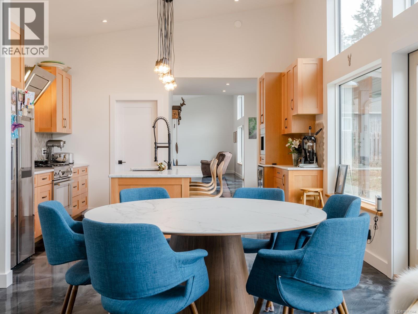 6415 Walker Rd, Port Alberni