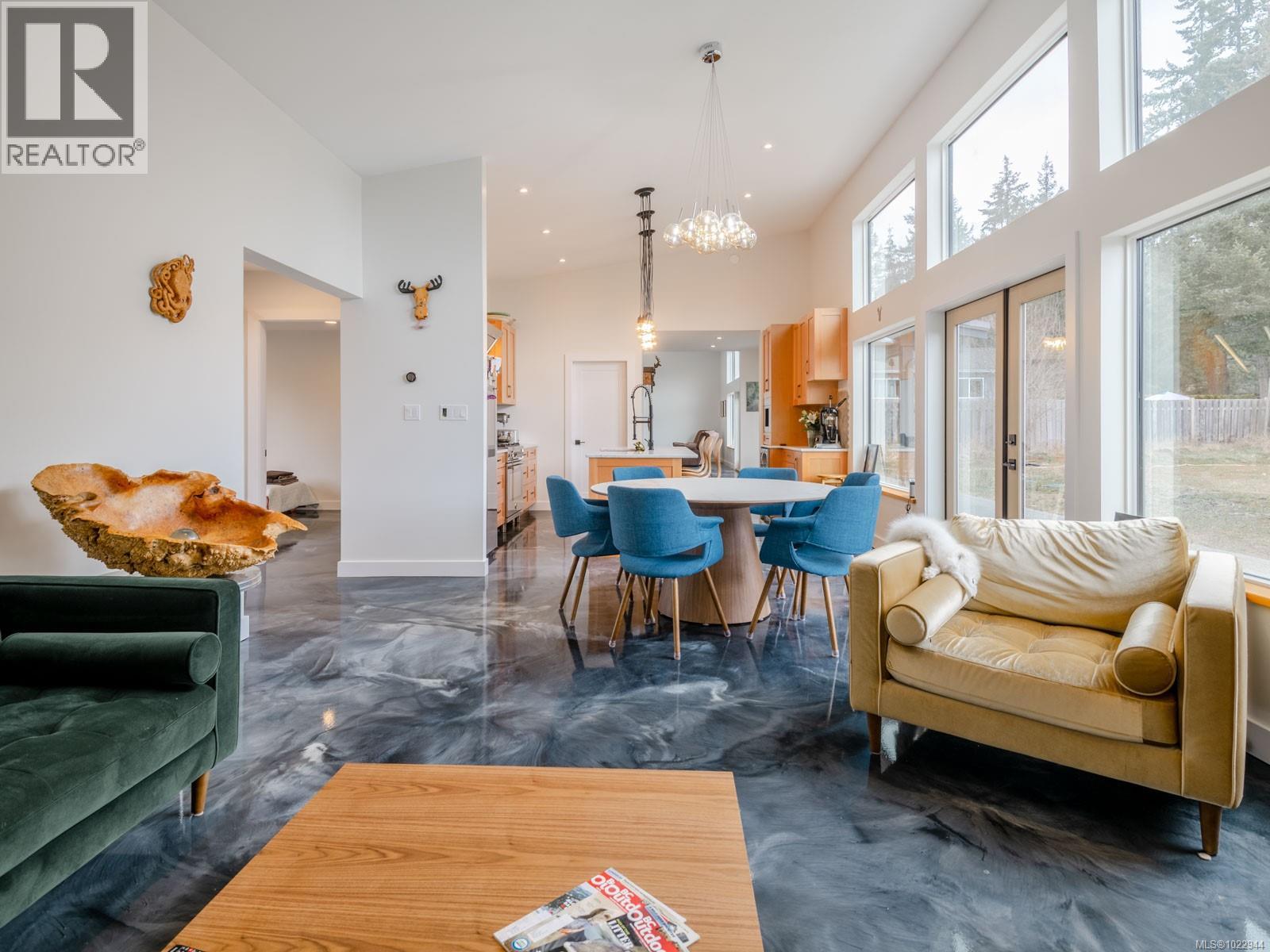 6415 Walker Rd, Port Alberni