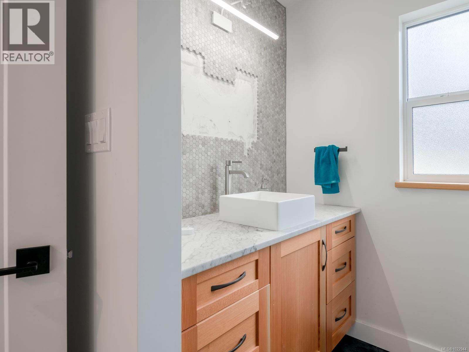 6415 Walker Rd, Port Alberni