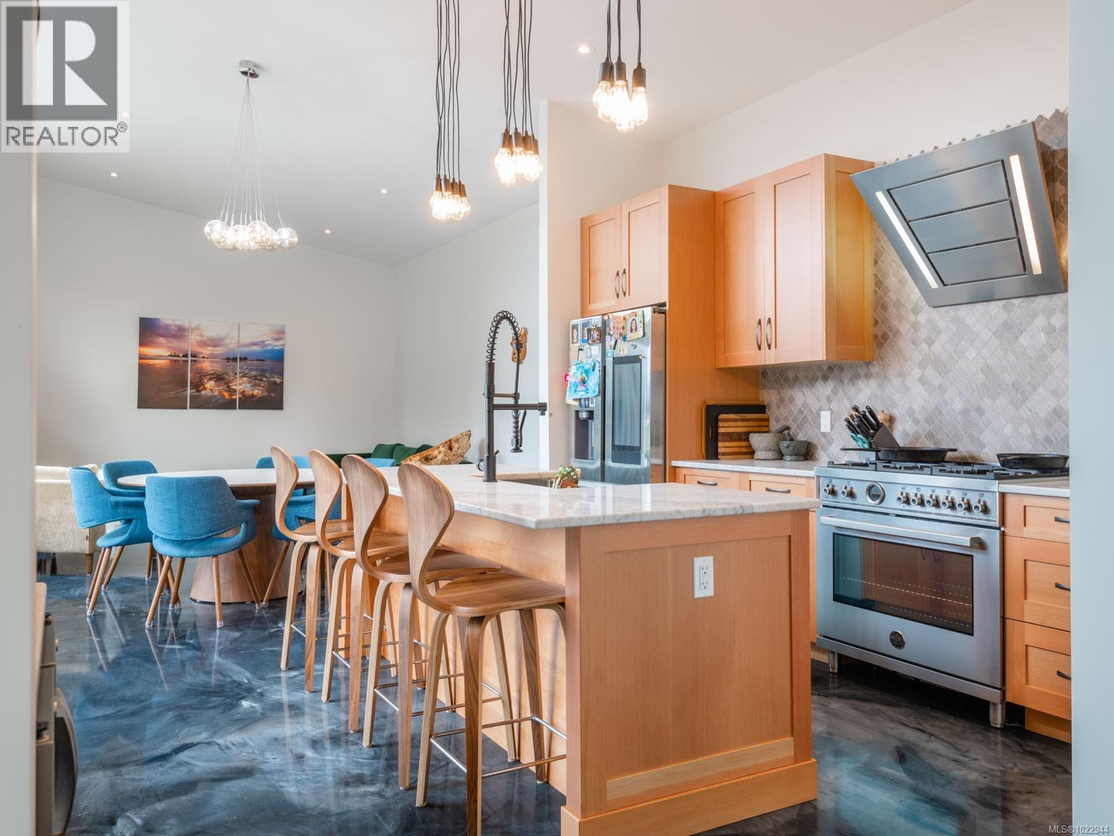 6415 Walker Rd, Port Alberni