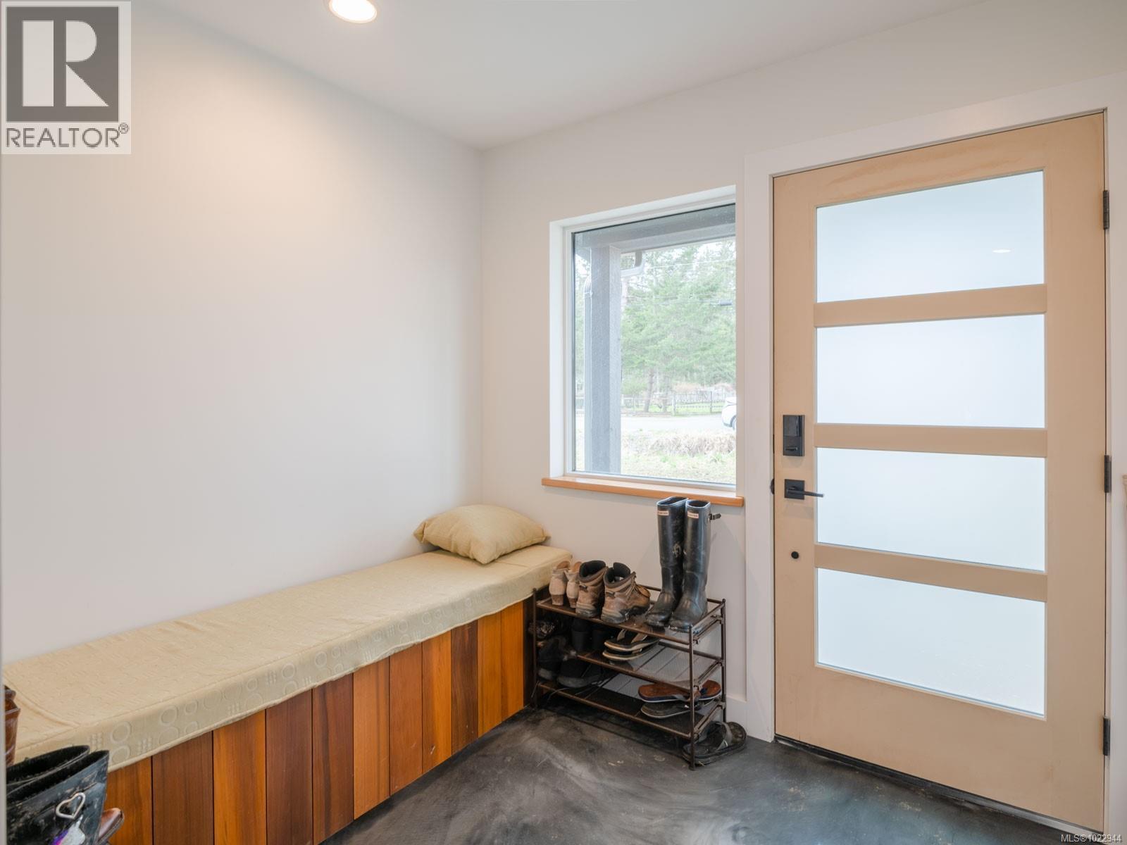 6415 Walker Rd, Port Alberni