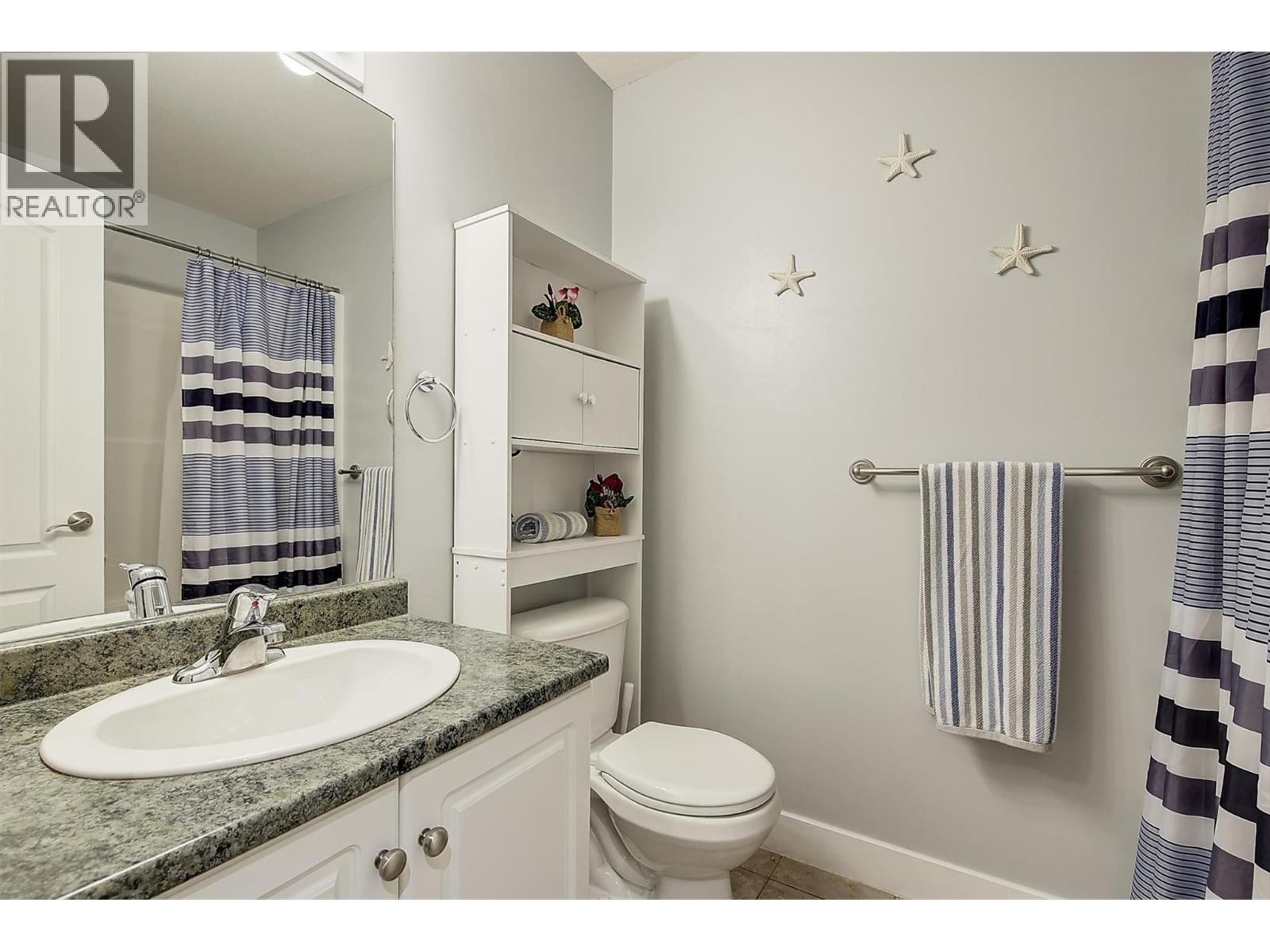  1682 Vineyard Drive, West Kelowna