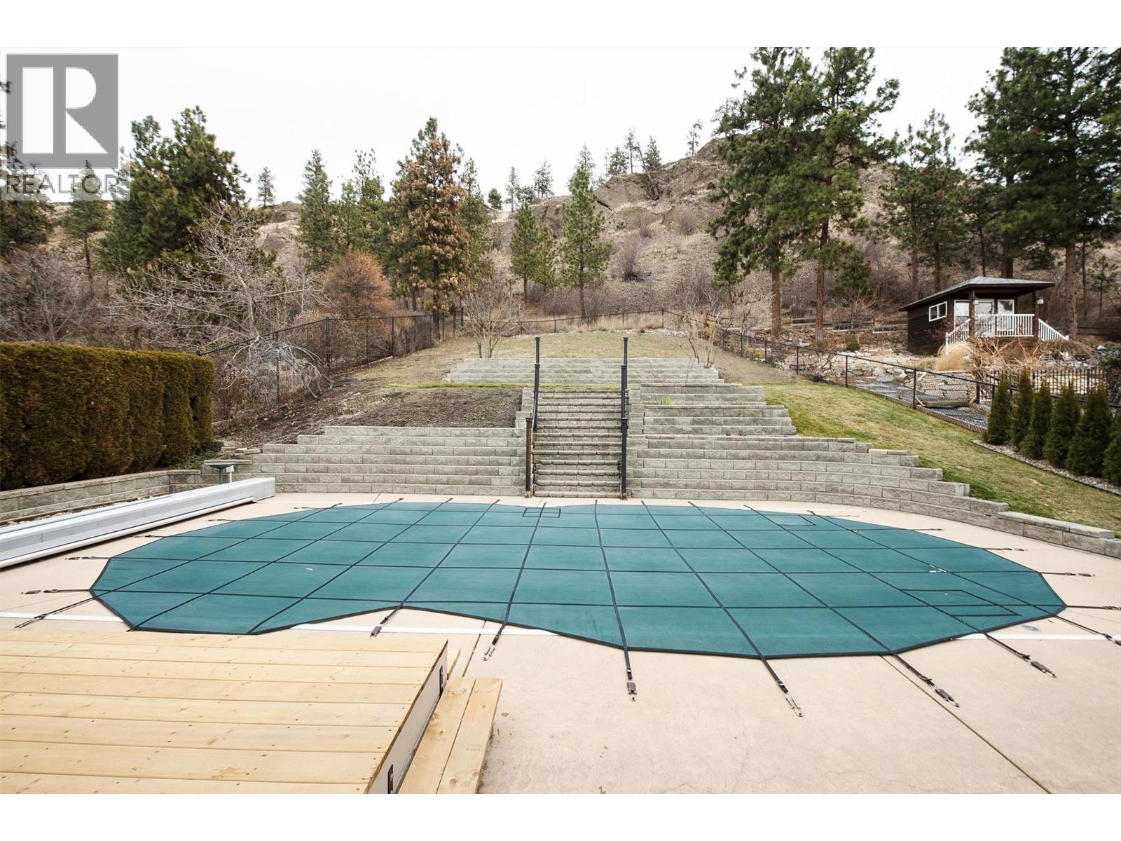  1682 Vineyard Drive, West Kelowna