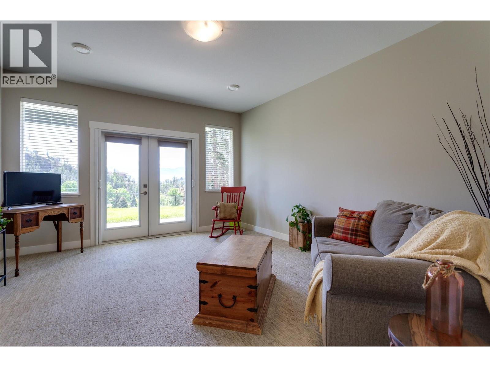 #3 2490 Tuscany Drive - 22