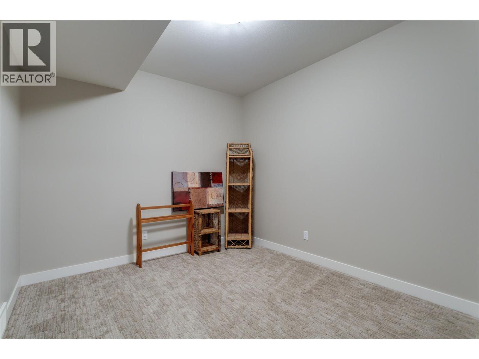 3 2490 Tuscany Drive, West Kelowna