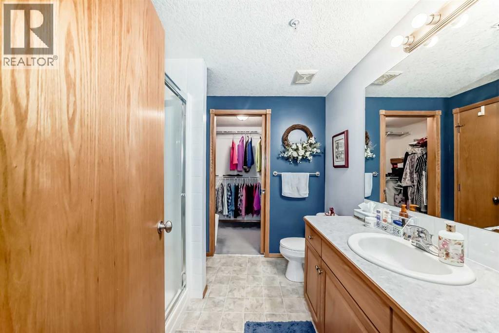 Single Family House for Sale in   Country Village Road NE Country Hills Village Calgary 