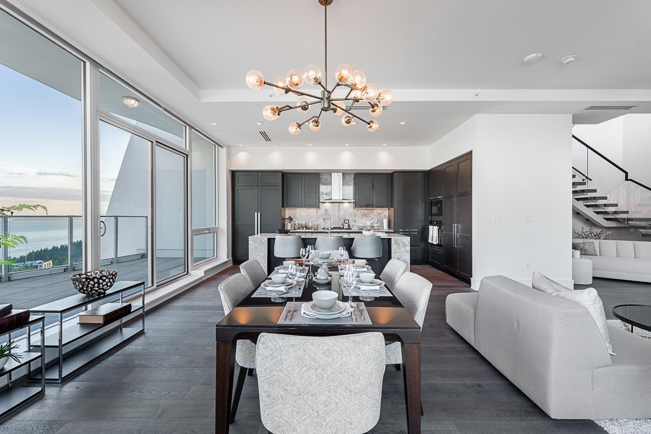 PH 2 1501 FOSTER STREET, White Rock