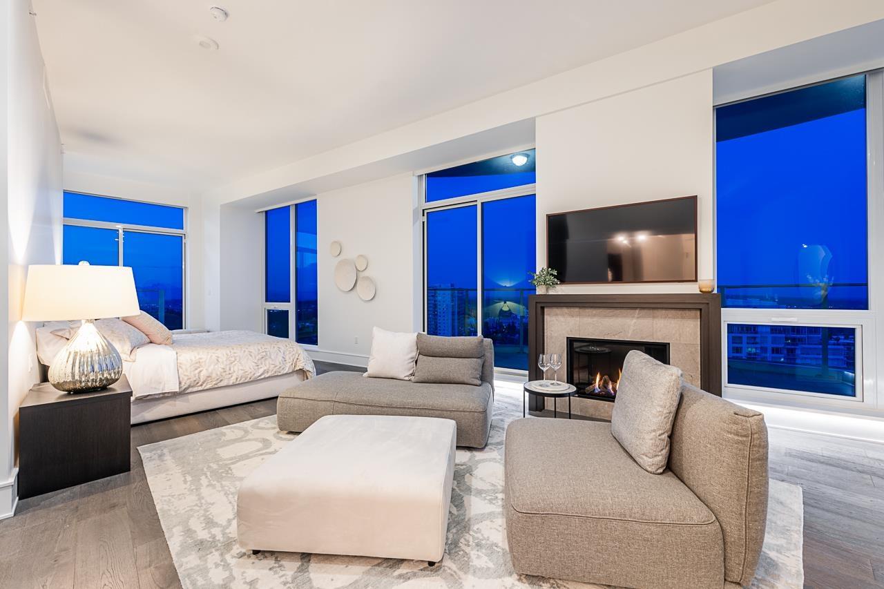 PH 2 1501 FOSTER STREET, White Rock