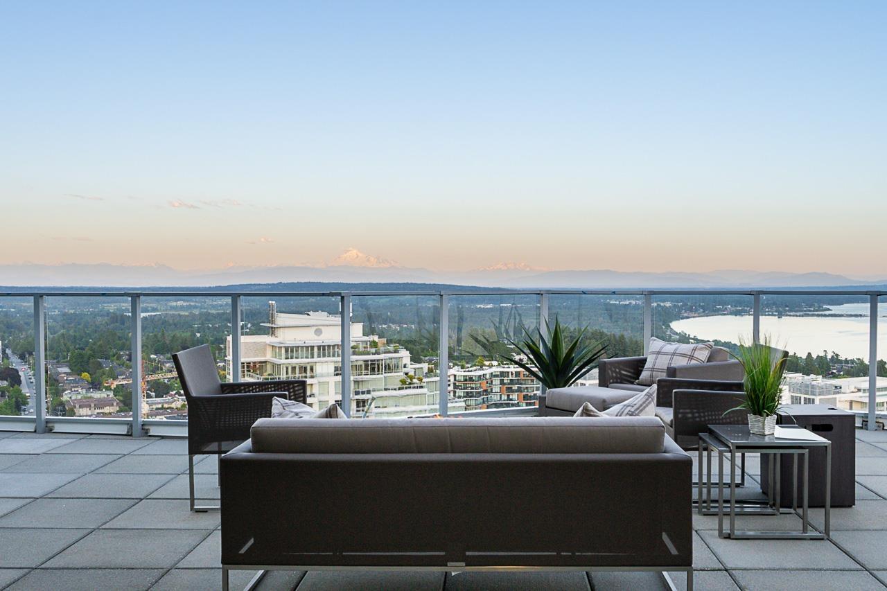 PH 2 1501 FOSTER STREET, White Rock