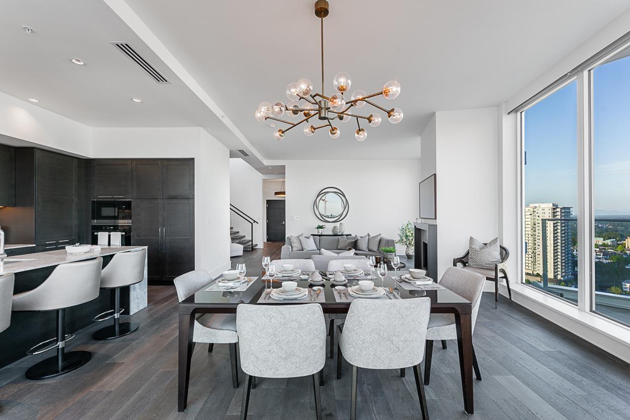 PH 2 1501 FOSTER STREET, White Rock