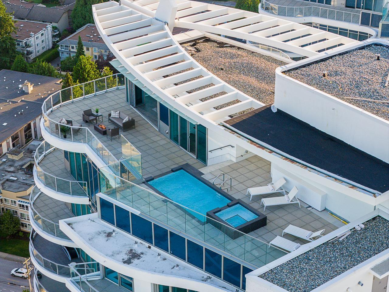 PH 2 1501 FOSTER STREET, White Rock