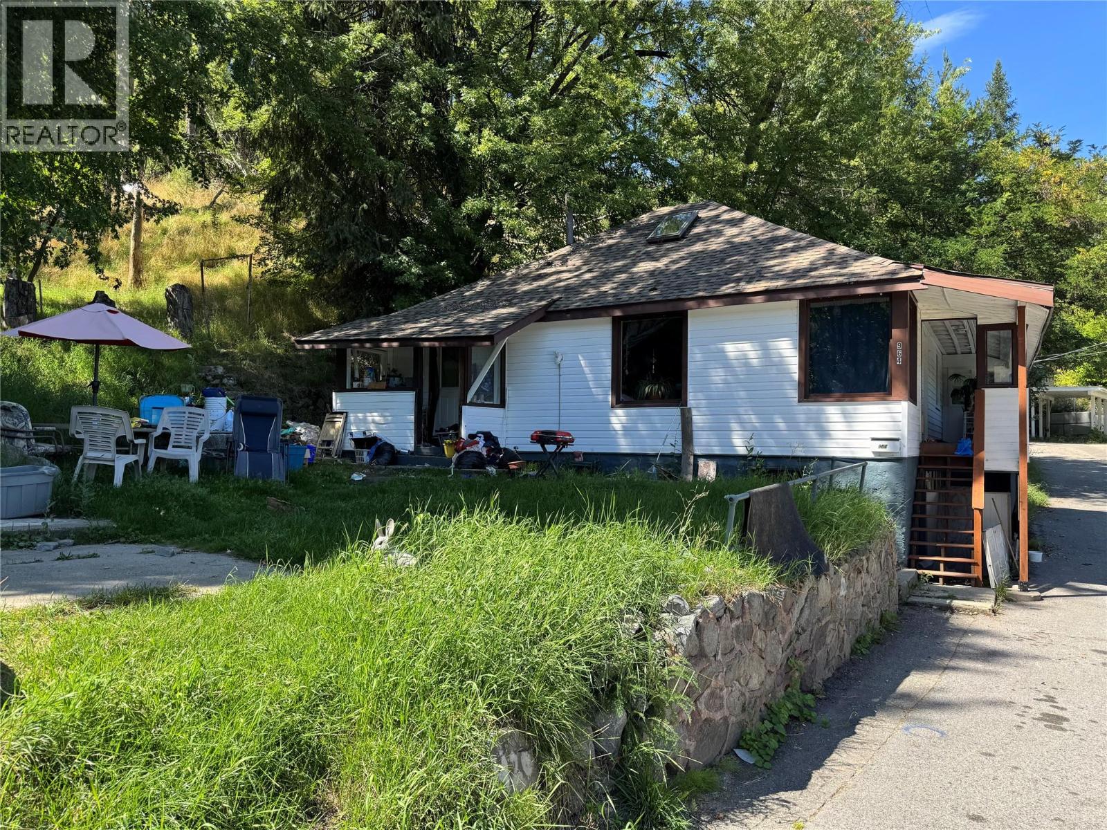 964 MOUNTAIN Street, Trail