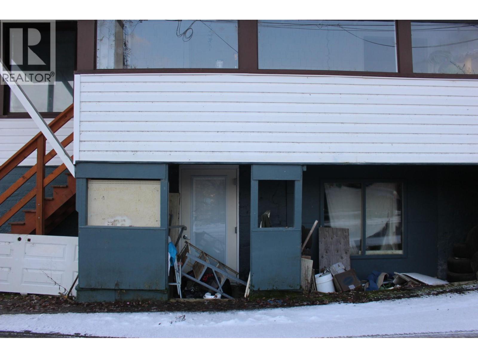 964 MOUNTAIN Street, Trail