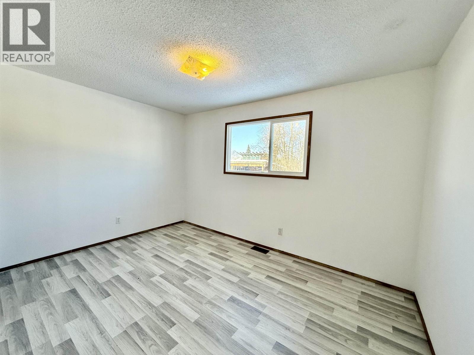 2131 24TH Avenue, Hazelton