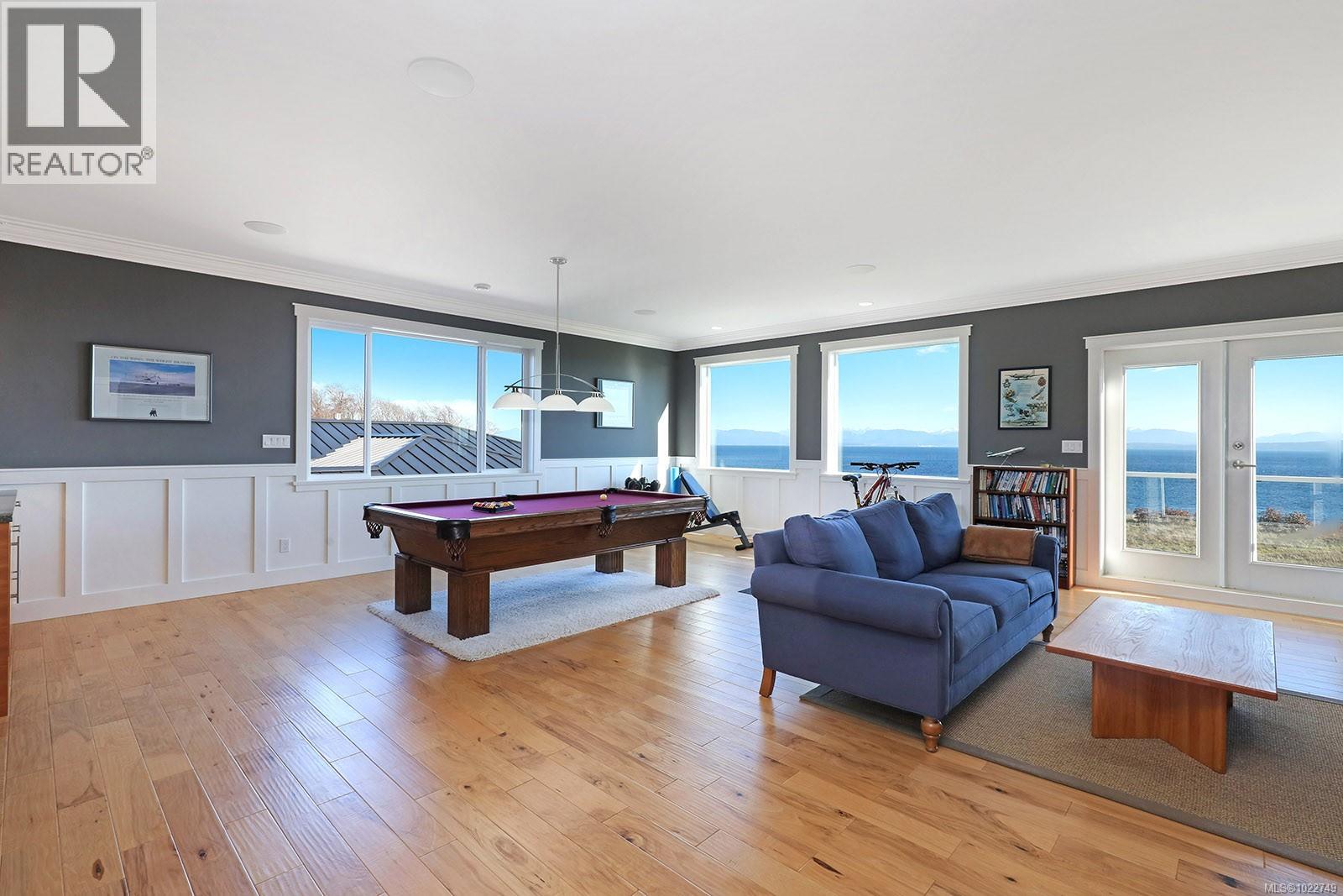 300 Connemara Rd, Comox