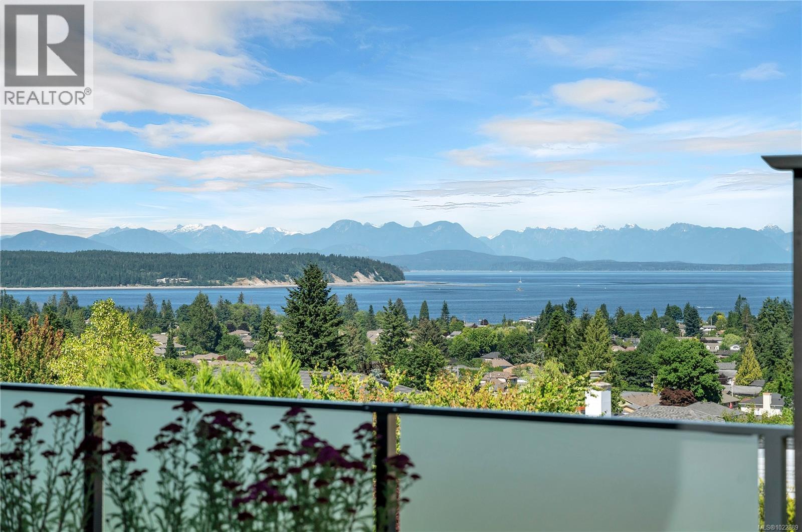 2661 Sunderland Rd, Campbell River