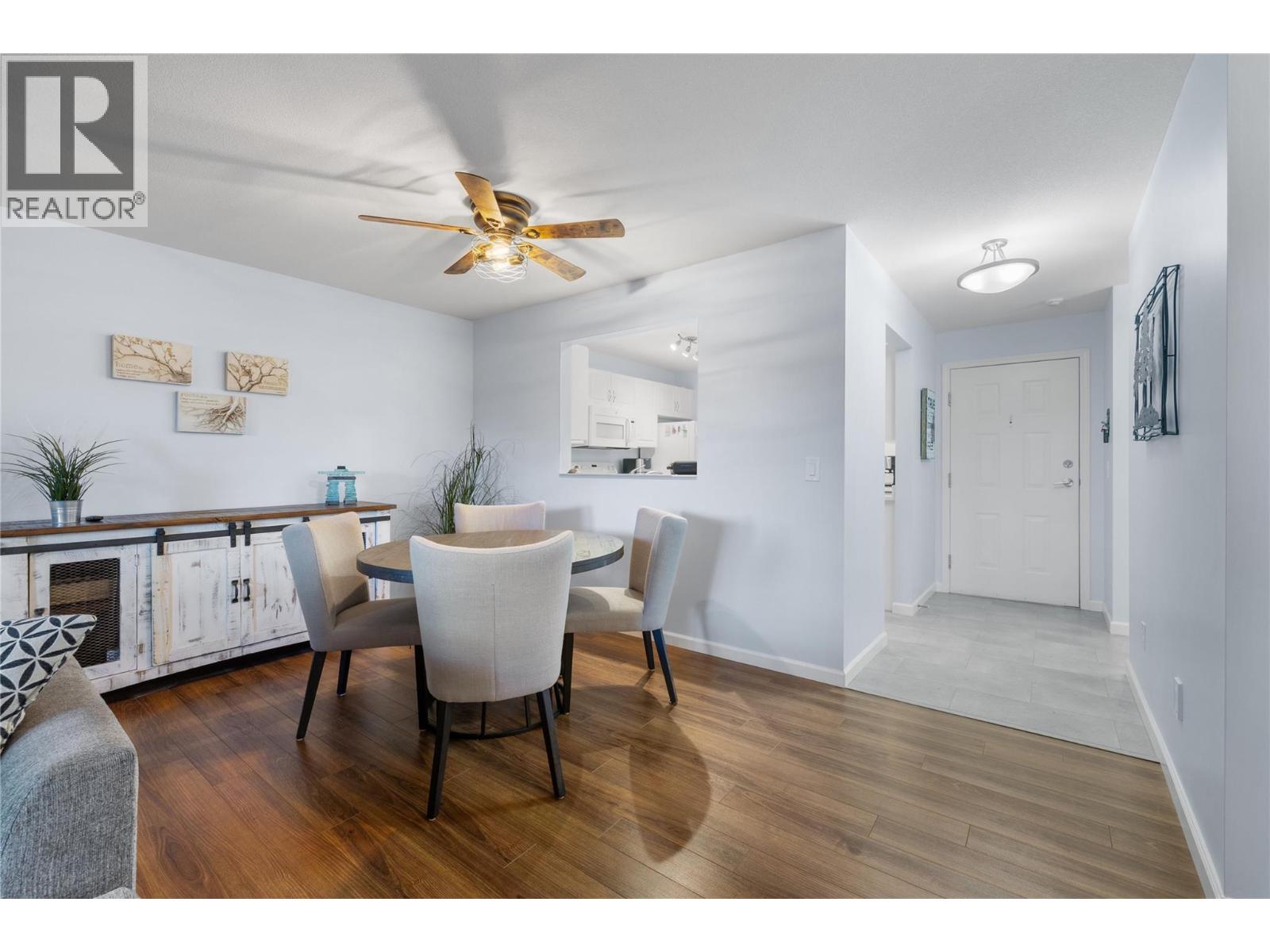 212 980 Glenwood Avenue, Kelowna