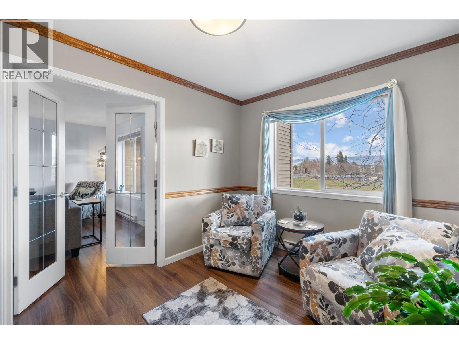 212 980 Glenwood Avenue, Kelowna