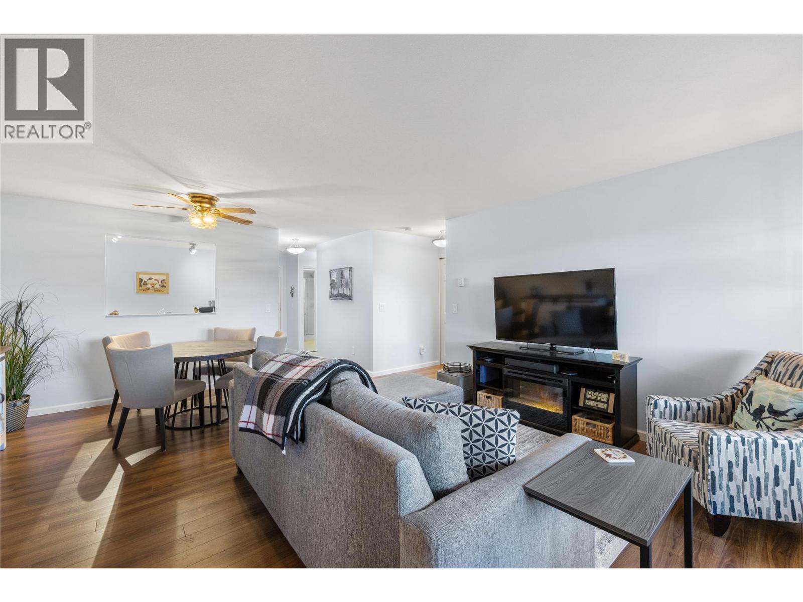 212 980 Glenwood Avenue, Kelowna