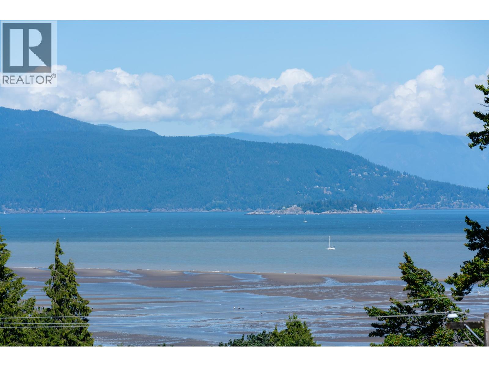 4838 BELMONT AVENUE, Vancouver