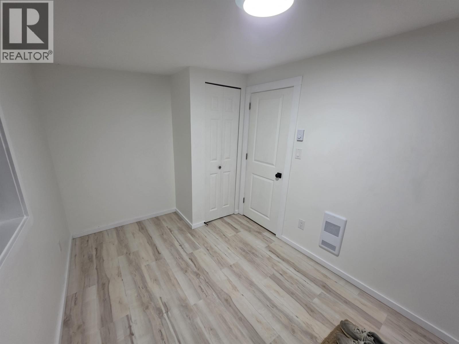 7 4625 GRAHAM AVENUE, Terrace