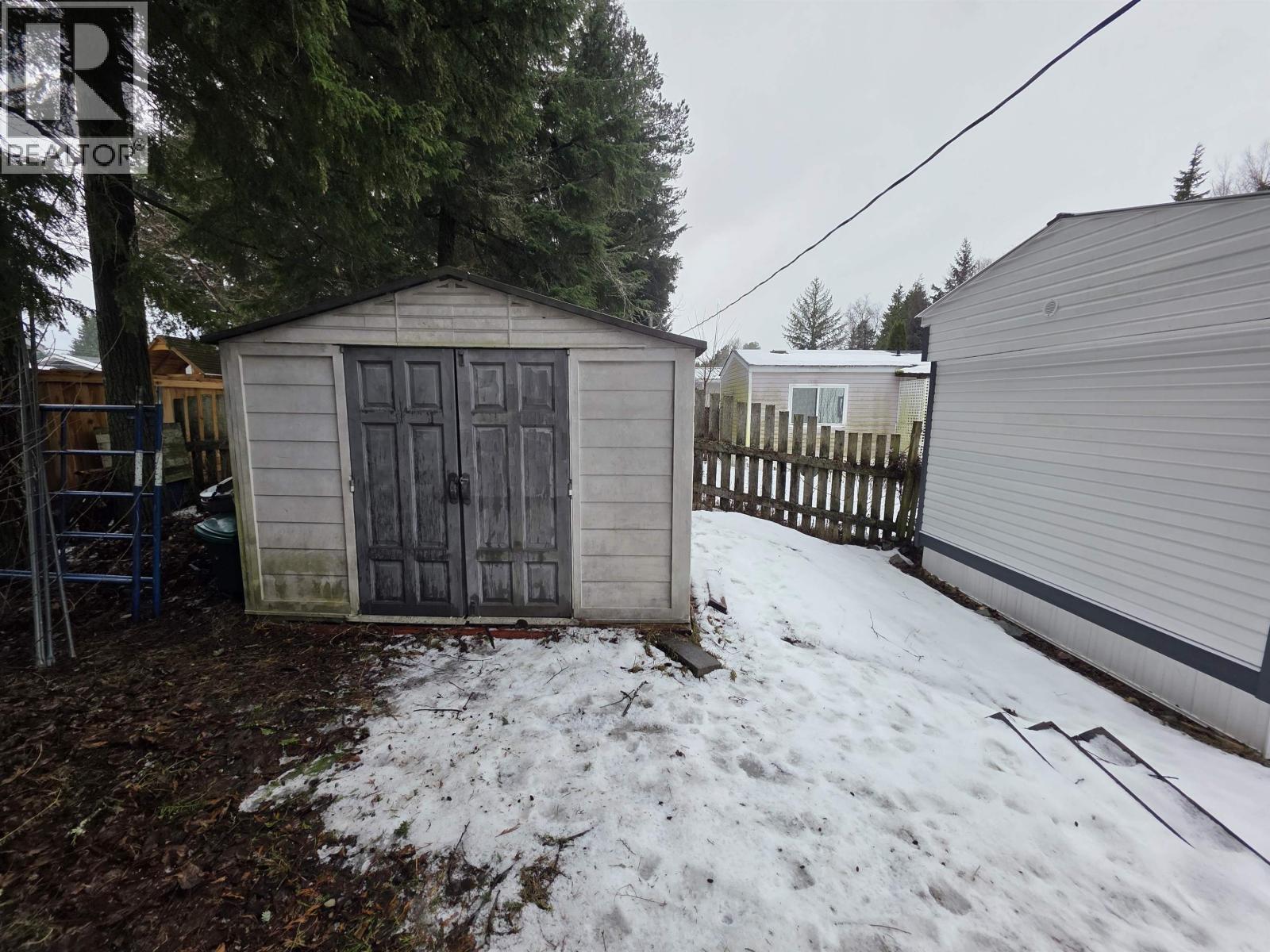 7 4625 GRAHAM AVENUE, Terrace