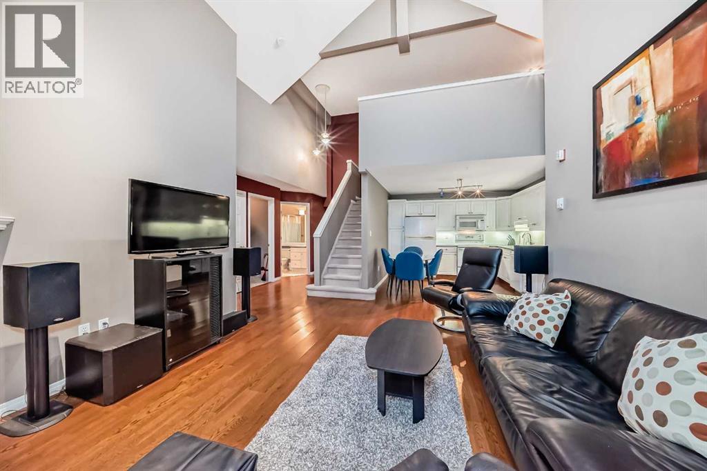 Single Family House Multi-level for Sale in    Avenue SW Downtown Commercial Core Calgary 