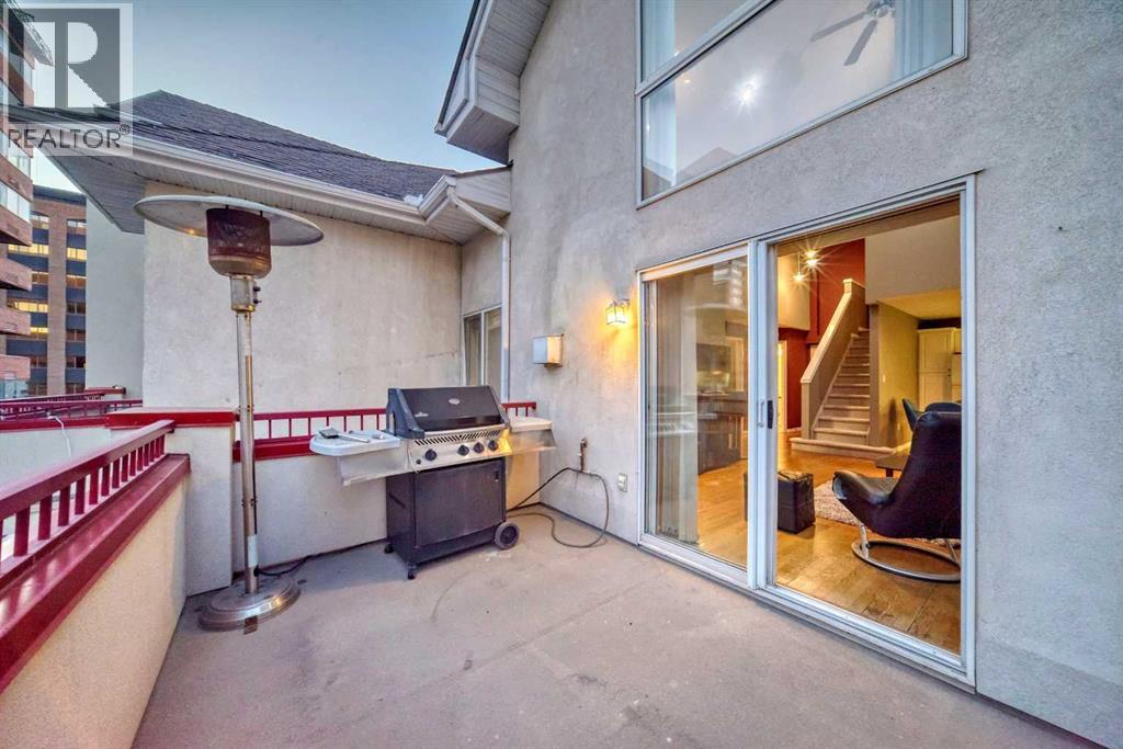 Single Family House Multi-level for Sale in    Avenue SW Downtown Commercial Core Calgary 