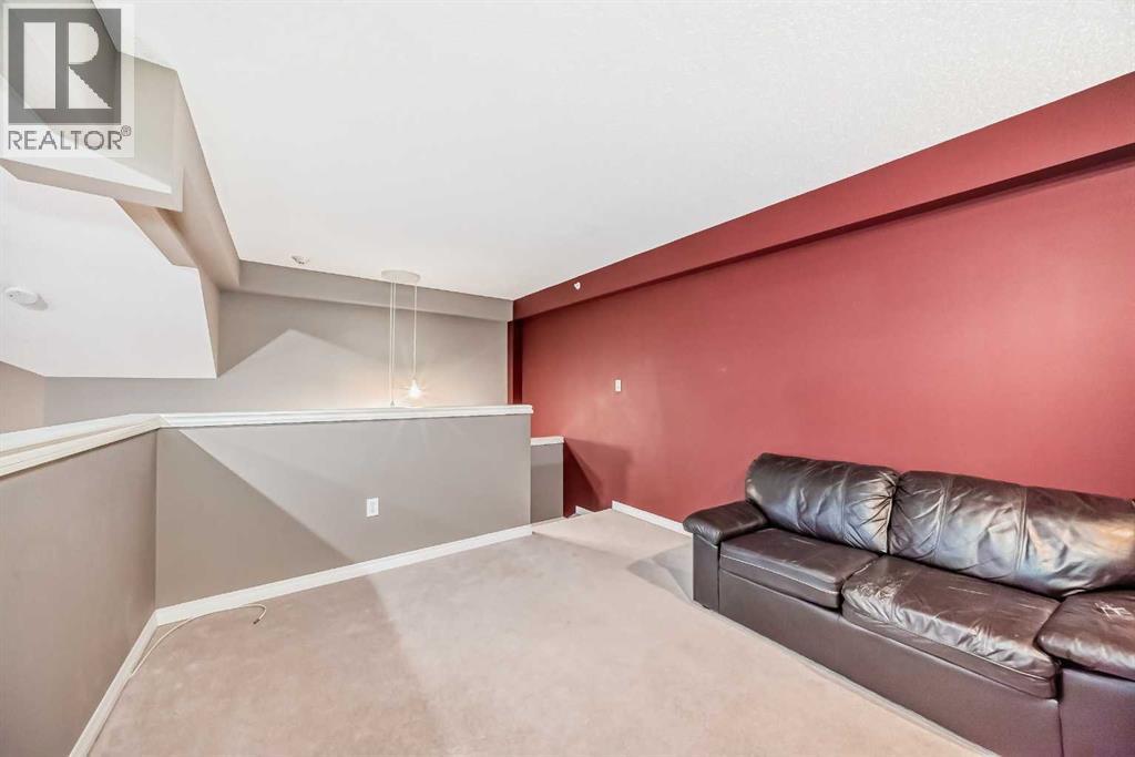 Single Family House Multi-level for Sale in    Avenue SW Downtown Commercial Core Calgary 