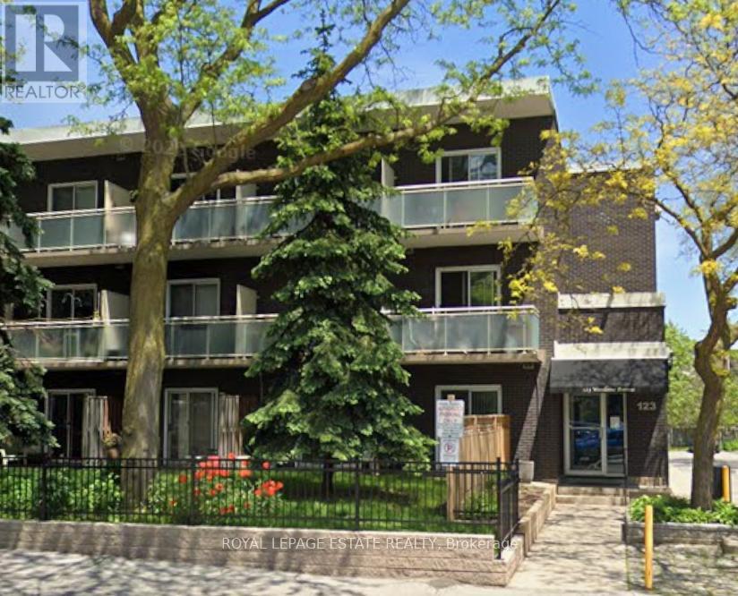 Listing photo of 304 - 123 WOODBINE AVENUE