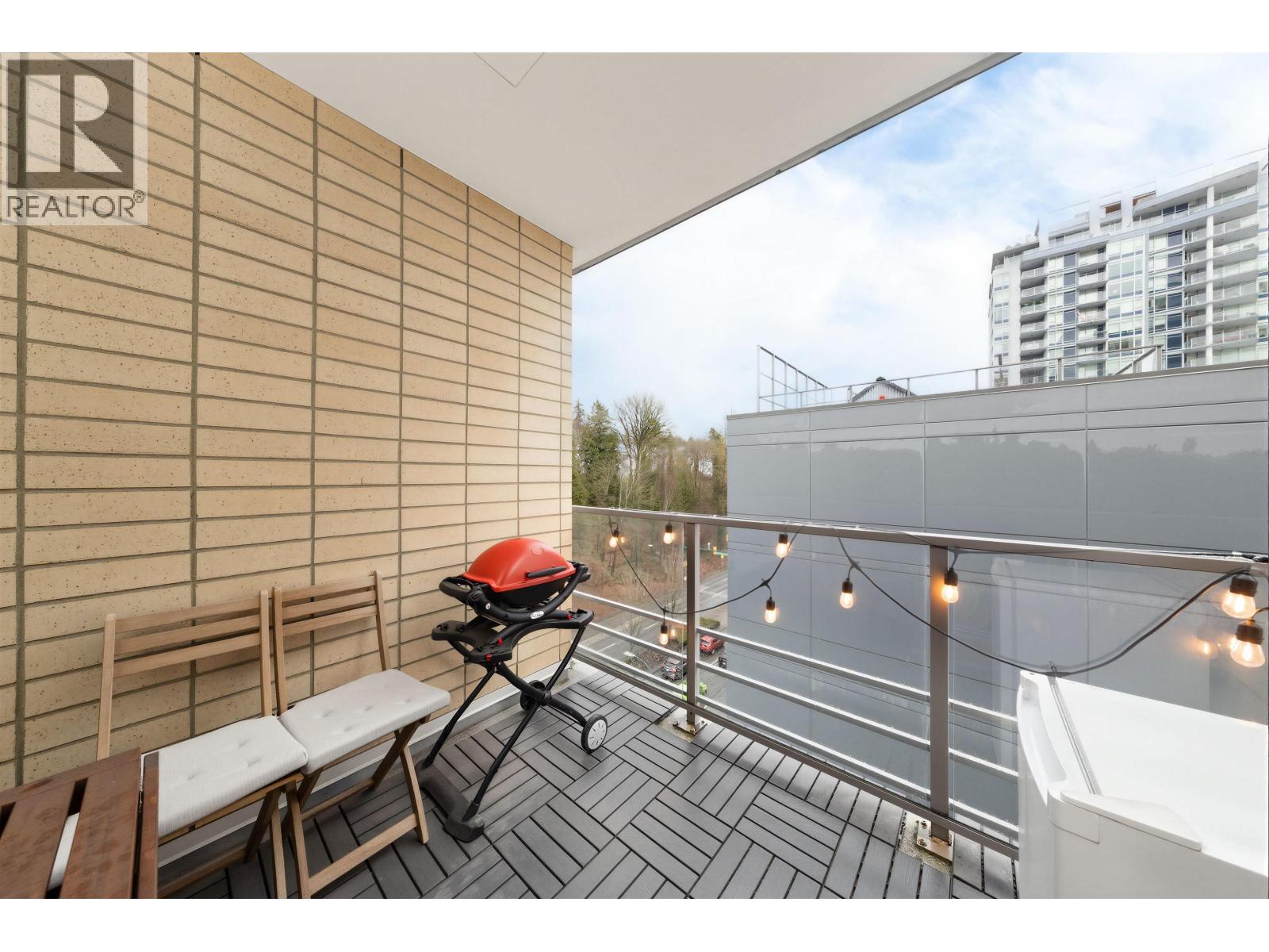 613 3451 SAWMILL CRESCENT, Vancouver
