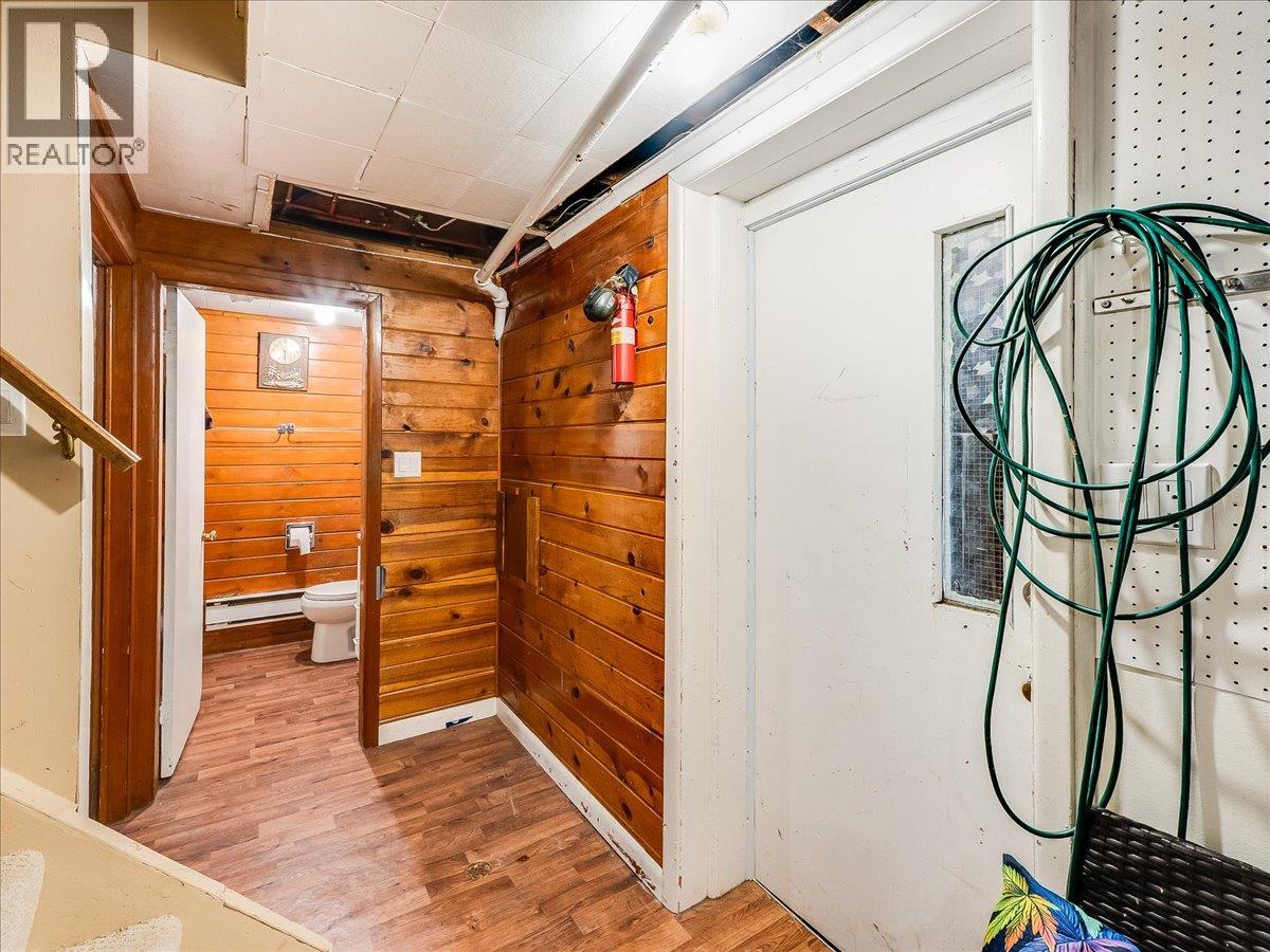 1773 Third Avenue, Trail