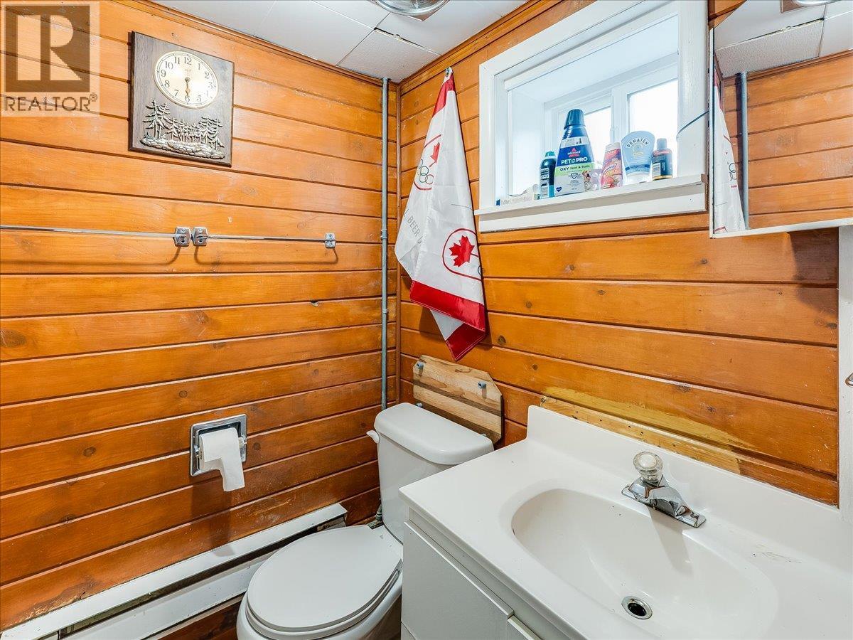 1773 Third Avenue, Trail