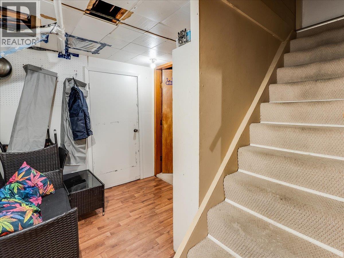 1773 Third Avenue, Trail