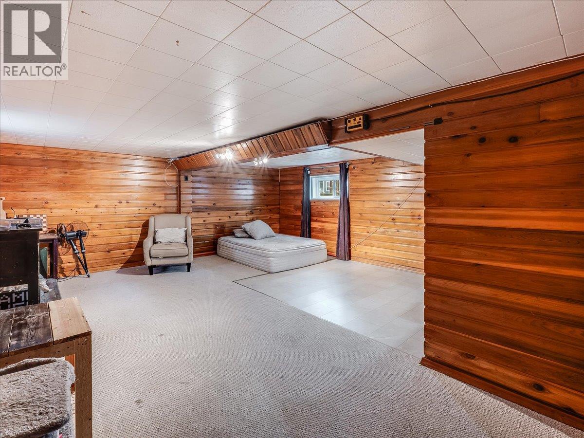 1773 Third Avenue, Trail