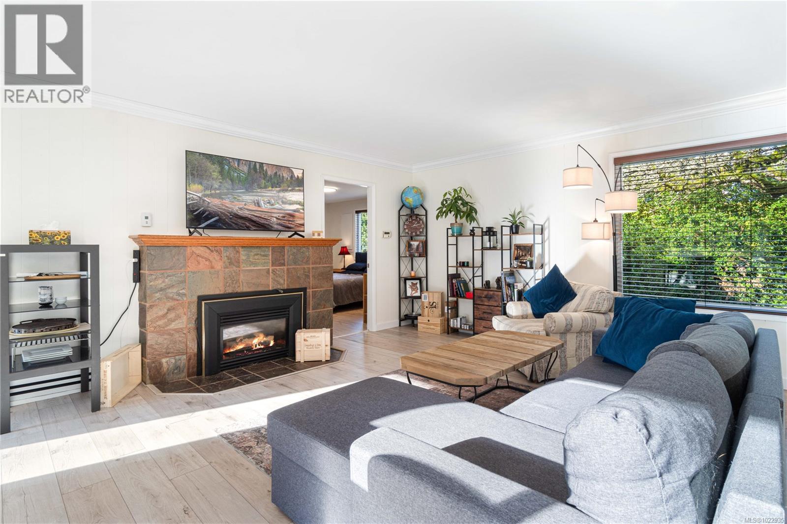 3872 Island Hwy W, Qualicum Beach