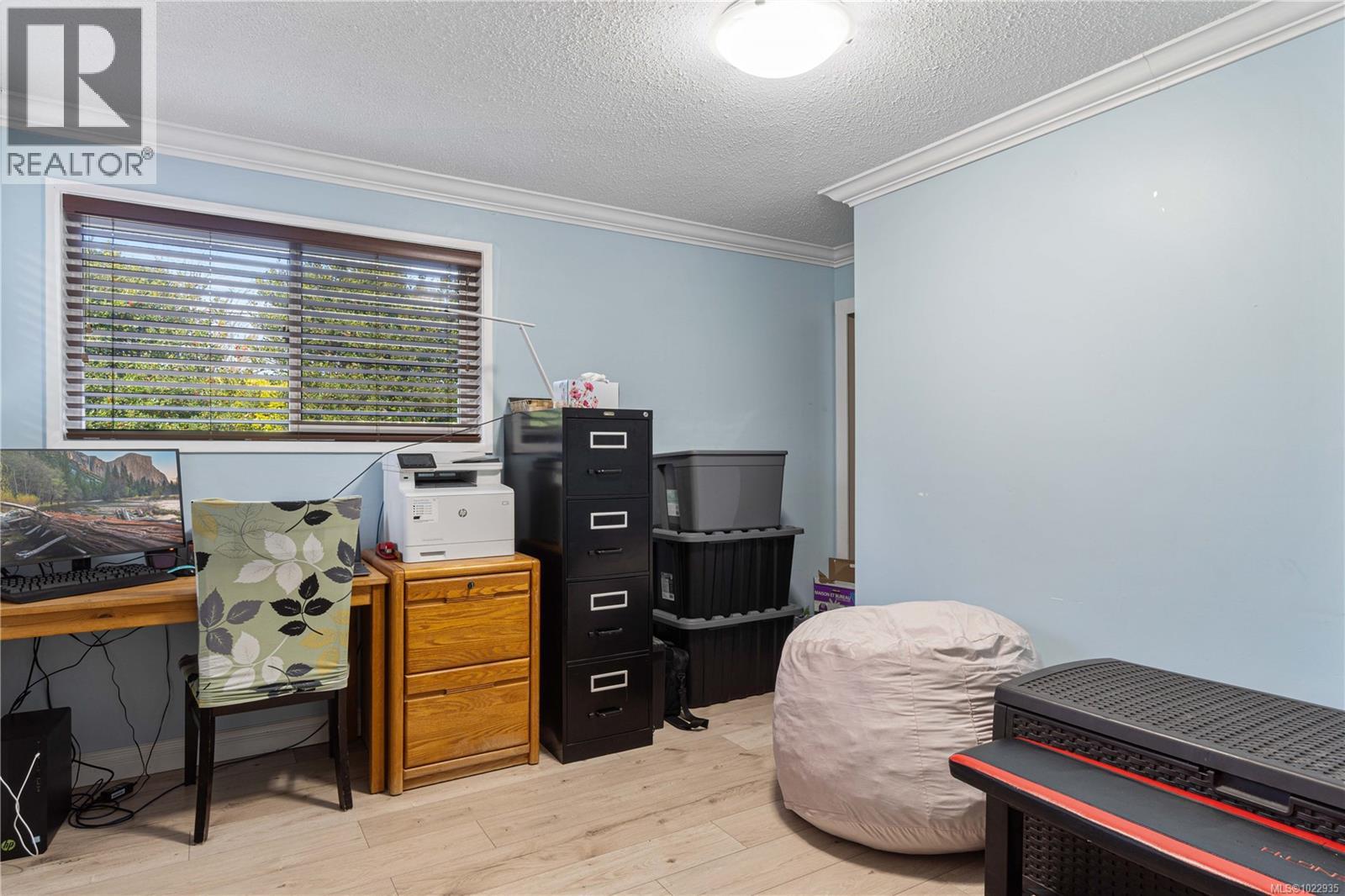 3872 Island Hwy W, Qualicum Beach