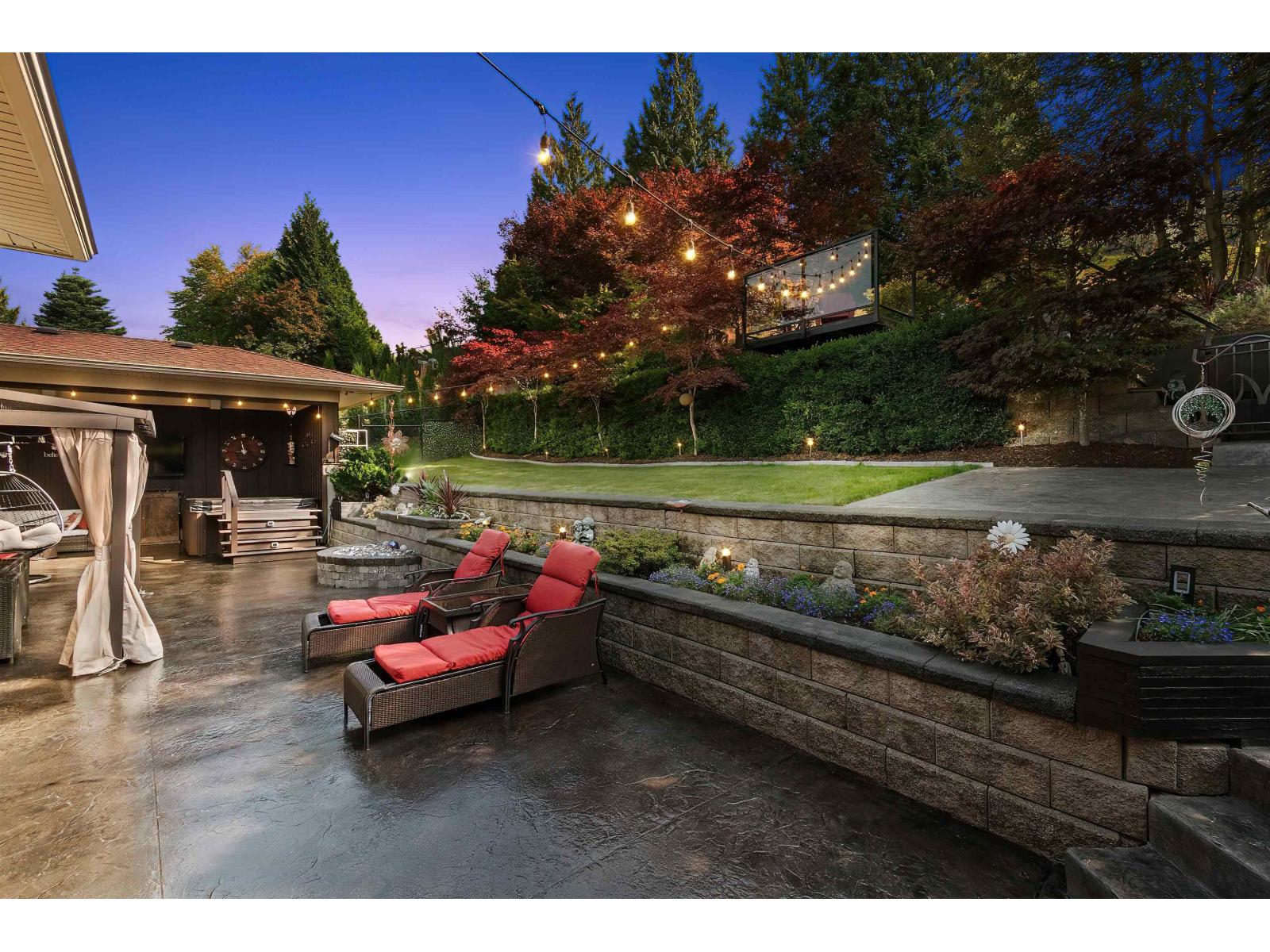 152 51075 FALLS COURT, Eastern Hillsides, Chilliwack