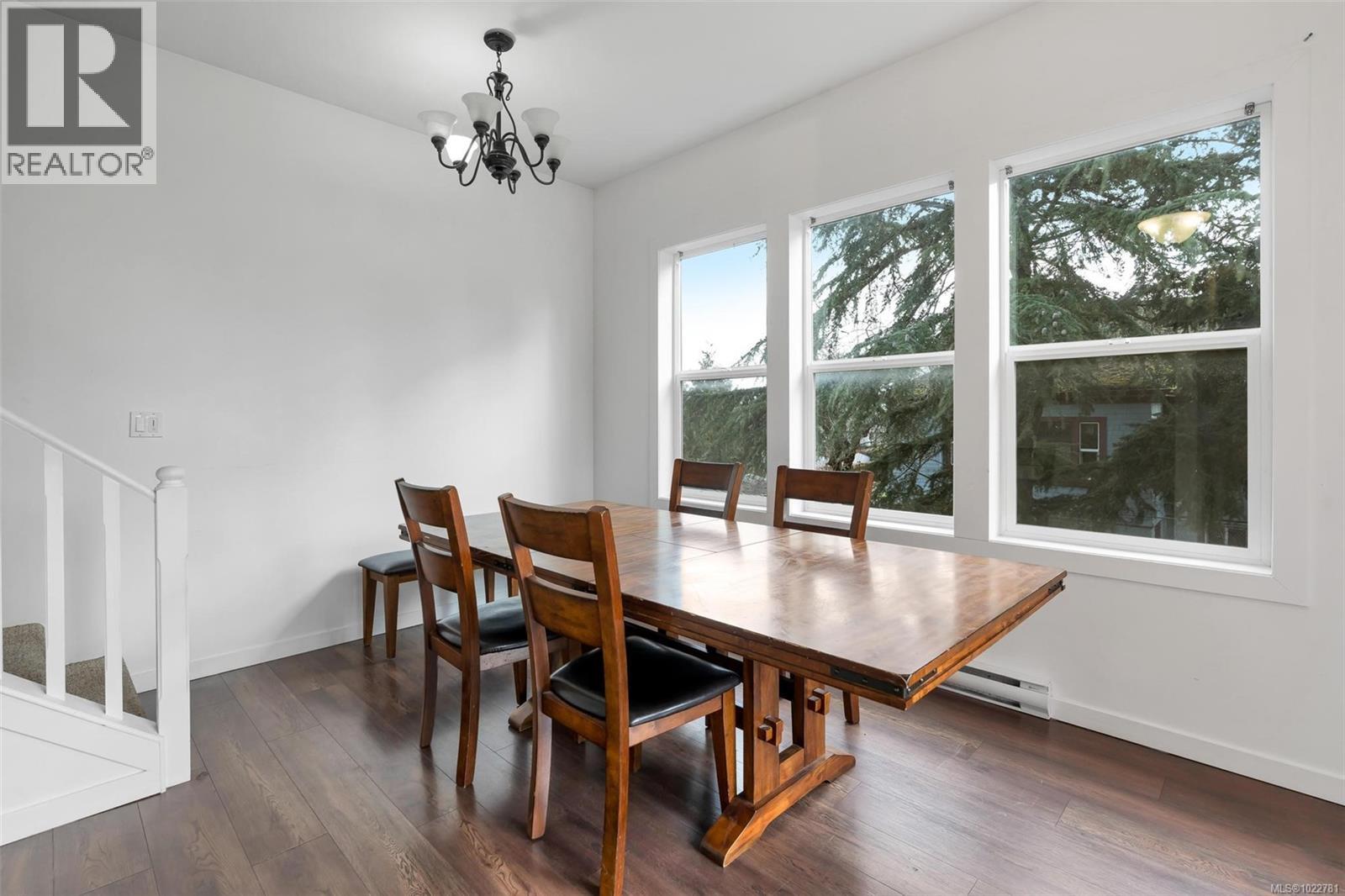 2969 Cedar Hill Rd, Victoria