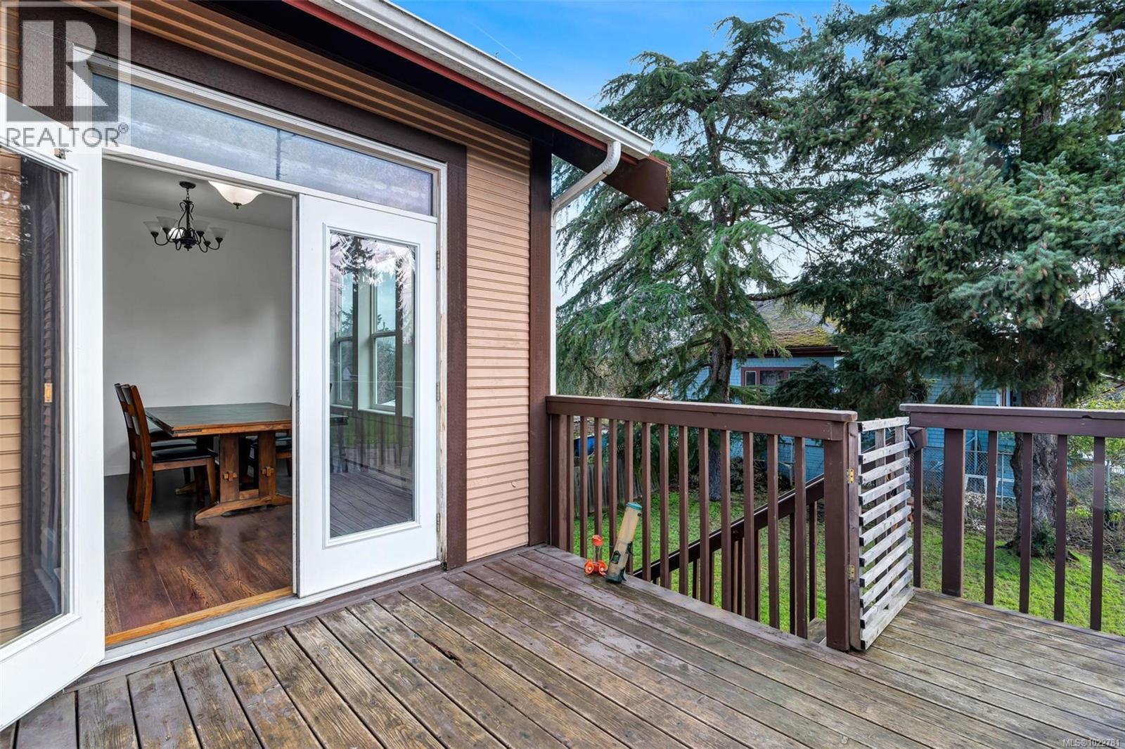 2969 Cedar Hill Rd, Victoria