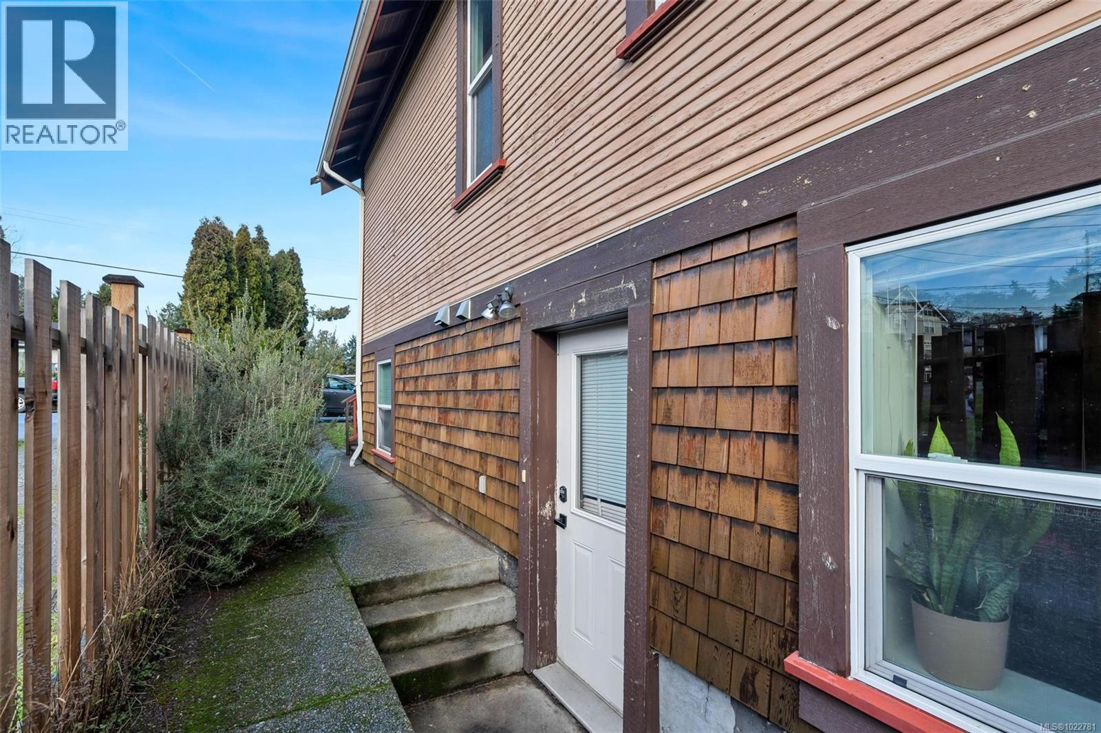 2969 Cedar Hill Rd, Victoria