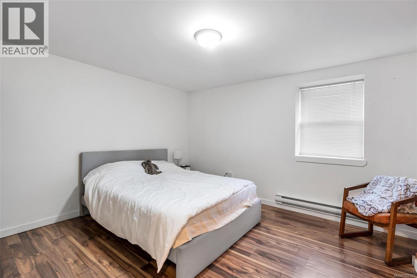 2969 Cedar Hill Rd, Victoria