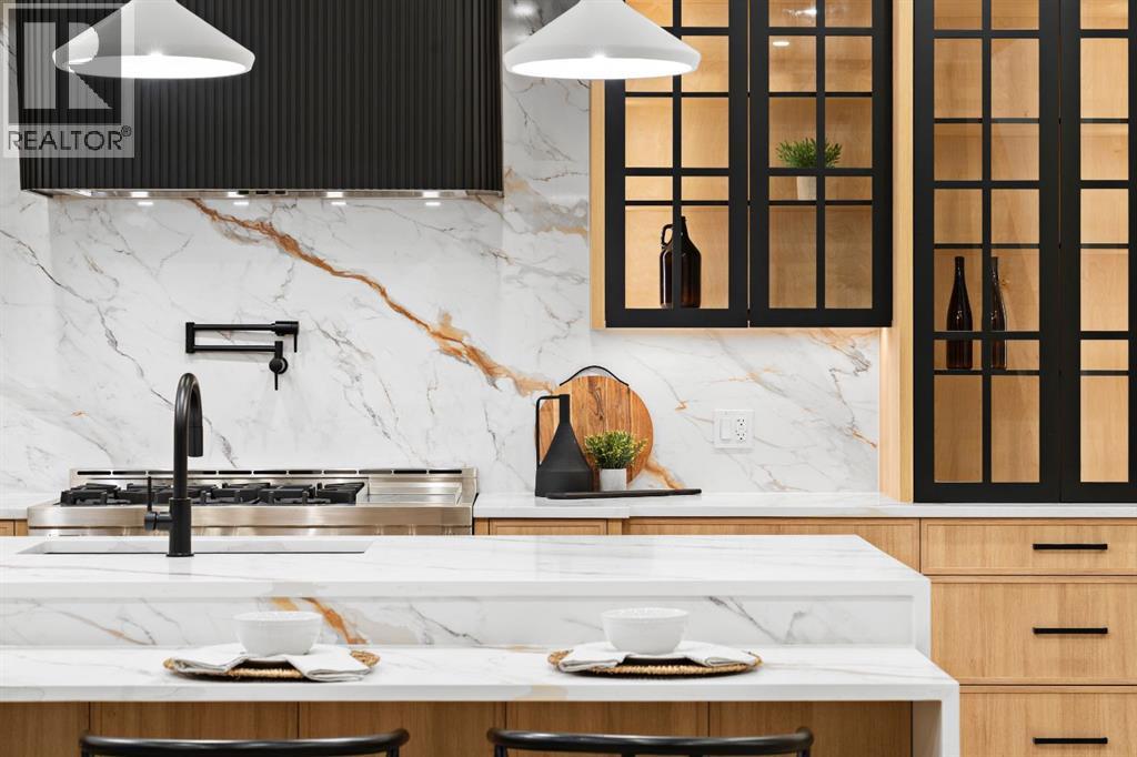 Single Family House for Sale in   Avenue NE Winston Heights/Mountview Calgary 