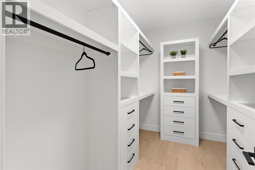 Single Family House for Sale in   Avenue NE Winston Heights/Mountview Calgary 