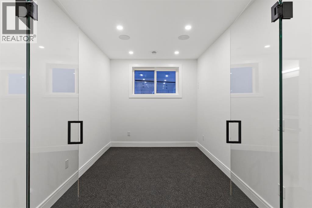 Single Family House for Sale in   Avenue NE Winston Heights/Mountview Calgary 