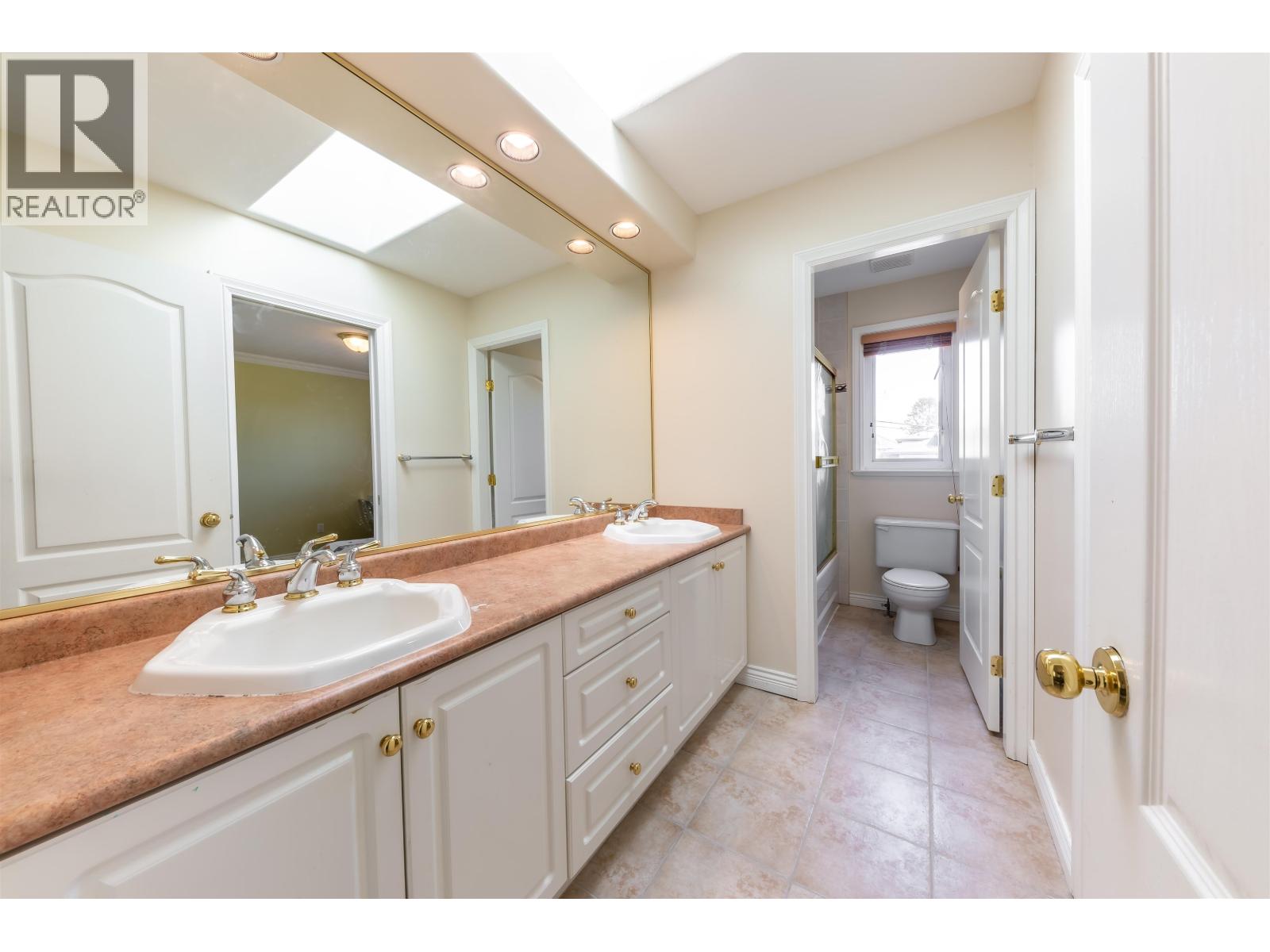 7471 LINDSAY ROAD, Richmond